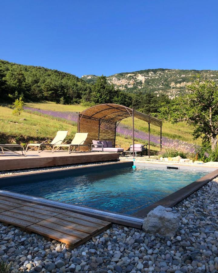 Bed and Breakfast Entre Terre Et Ciel Rémuzat Esterno foto